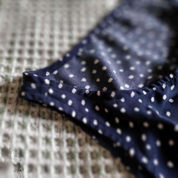 Retro Polkadot High Neck Sleeveless Shift Dress - Picture 4 of 5